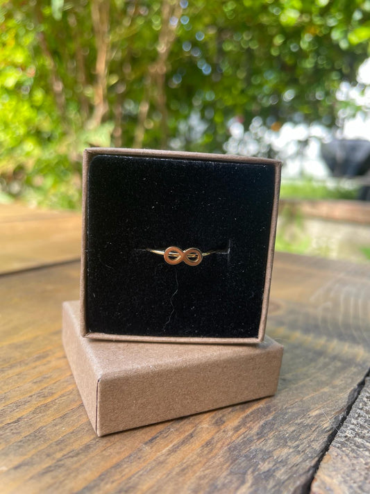 Anello INFINITO oro